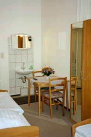 Gasthof Wedding 2*